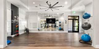 Cortland Hollywood Gallery 25
