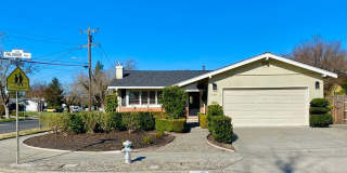 Centrally Located Three Bedroom North Napa Home Gallery 1