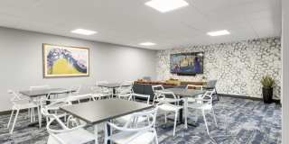 Medicine Lake Apartments Gallery 21
