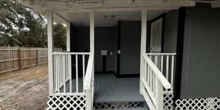 Fully Renovated 3/1 Single Family House Available for Immediate Rent! Gallery 20