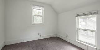 Beautifully Updated 4-Bedroom Home in the Heart of Ypsilanti Beautifully Updated 4-Bedroom Home in the Heart of Ypsilanti Gallery 11