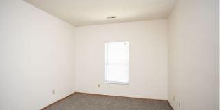 Newbridge Commons Gallery 14