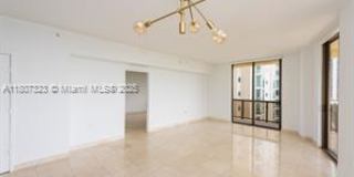 16275 Collins Avenue Gallery 5