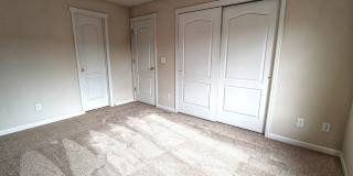 Large Townhome Gallery 22