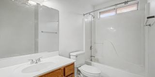 1830 N CENTER Avenue Gallery 7