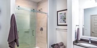 2501 Beacon Hill Gallery 45