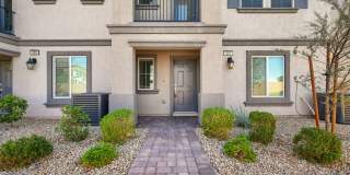 Spacious 3BR Townhome in Gated Community Gallery 1
