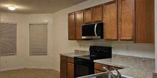 114 SE 3rd Street Gallery 4