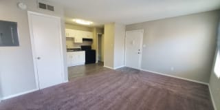 Woodhaven Apartments Gallery 21