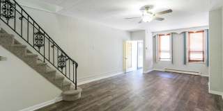 Charming Pennsport Rowhome with Private Backyard Oasis Gallery 6
