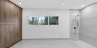 1101 S Shore Dr Gallery 21