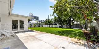 1619 Hollywood Blvd Gallery 23
