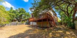 Spacious and stunning 4 bed 3.5 bath in Austin!!! Gallery 40