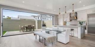 710 E Avenue Gallery 8