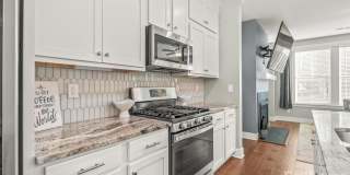 554 Amalfi Drive Gallery 10