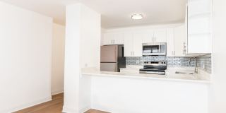 1540 N LaSalle Drive Gallery 7