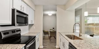 The Residence on Lamar Gallery 28