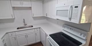 3918 La Mirada Dr N #7 Gallery 14