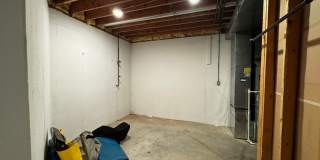 5 Bed 4 Bath Home fenced yard Gallery 49