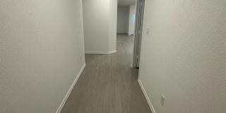 Room in 4 Bedroom Home at Pickerel St Gallery 11