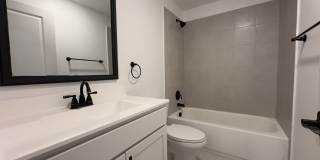 Stylish 3-Bed, 3-Bath Townhouse Oasis in Riviera Beach Gallery 15