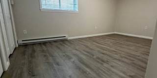 Derry Village Green Gallery 13