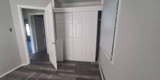 Charming 3 bedroom ranch Gallery 12