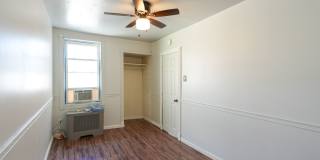 Charming Pennsport Rowhome with Private Backyard Oasis Gallery 15