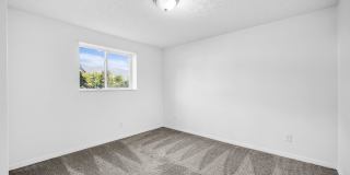 Spacious 4-Bedroom Layton Home with Finished Basement and 2-Car Garage Gallery 20