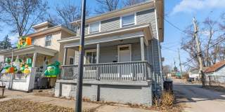 NEW LISTING! 4 BEDROOM HOME NEW LISTING! 4 BEDROOM HOME Gallery 10