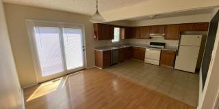 3 Bed/2.5 Bath Bloomington Townhouse Gallery 5
