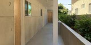1721 Granville Avenue Gallery 3