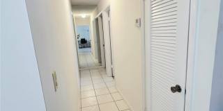 2230 NE 56th Place Gallery 12