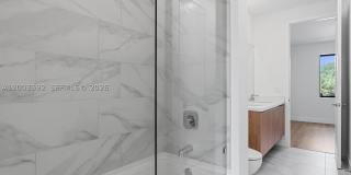19602 NE 14 CT Gallery 70