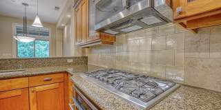 Refined Portland Residence Near Forest Park & NW 23rd Gallery 10