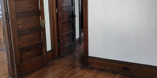 1407 North Girard Avenue Gallery 7