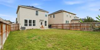 4742 Pico Pico Gallery 30