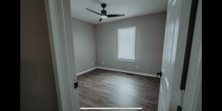 Spacious 3BR Duplex in Louisville Gallery 14