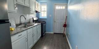 539 GOLD Street Gallery 9