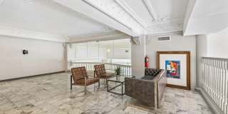 306 W Franklin Gallery 66