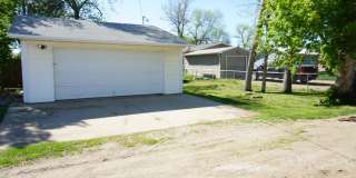 Cozy Home with 2-stall Shop/Garage and fenced yard Cozy Home with 2-stall Shop/Garage and fenced yard Gallery 17