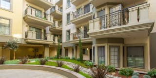 425 Broadway Apartments Gallery 19