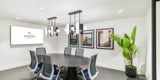 Modera Argyle Gallery 20