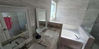 1851 WIMBLEDON STREET Gallery 20