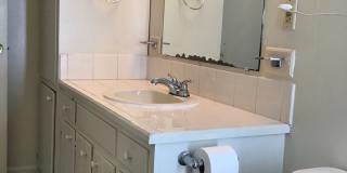 Beautiful 3 Bedroom Apartment. Great place at an affordable price. Gallery 14