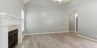 Charming Brick Home with Open Layout & Spacious Backyard in Pleasant View Gallery 7