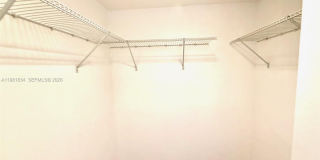 601 NE 23rd St Gallery 8