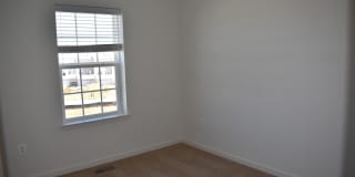 9421 ADELAIDE Lane Gallery 22