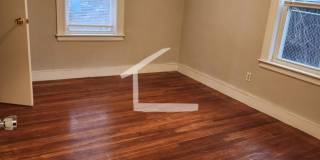Nice 2 bed in JP Gallery 29