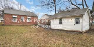 1045 N New Florissant Rd, Florissant, MO 63031 – Move-In Ready & Pet-Friendly! Gallery 17
